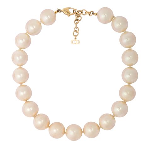 dior pearl necklace|dior pearl necklace price.